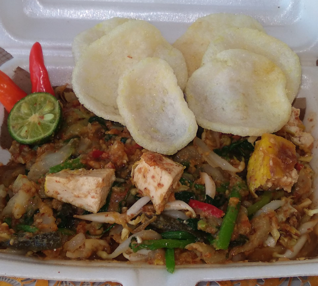 Read more about the article Lotek, Salad Tradisional Sunda yang Tak Pernah Kehilangan Cita Rasa